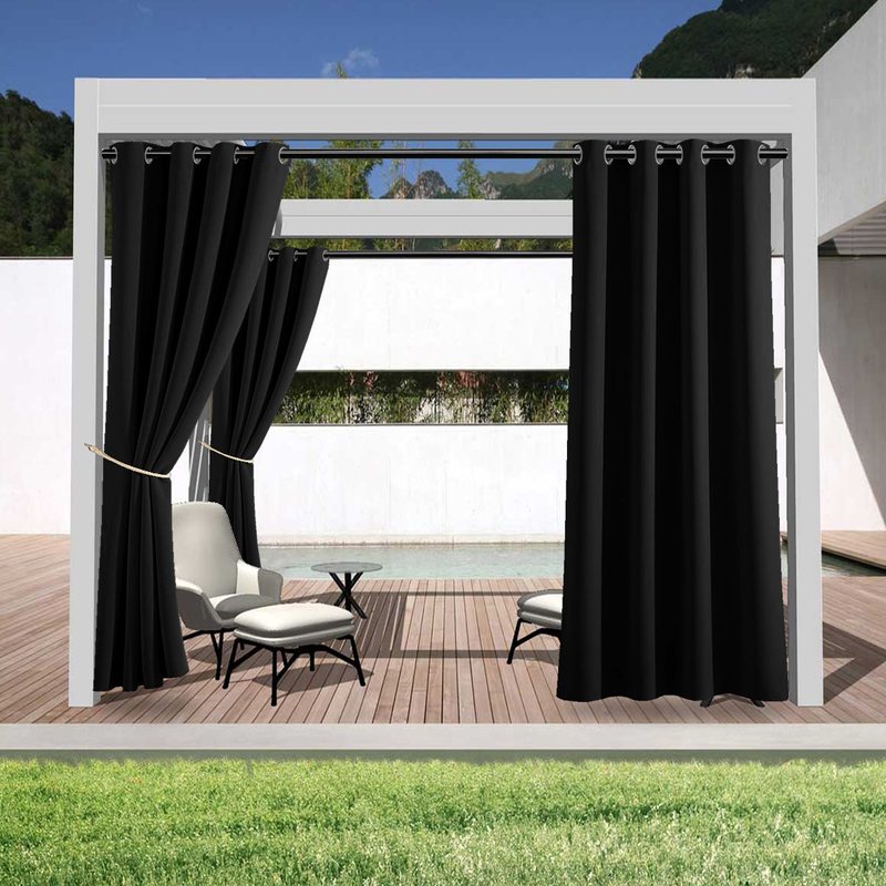 Rideau occultant thermique extérieur noir pour pergola et terrasse.
